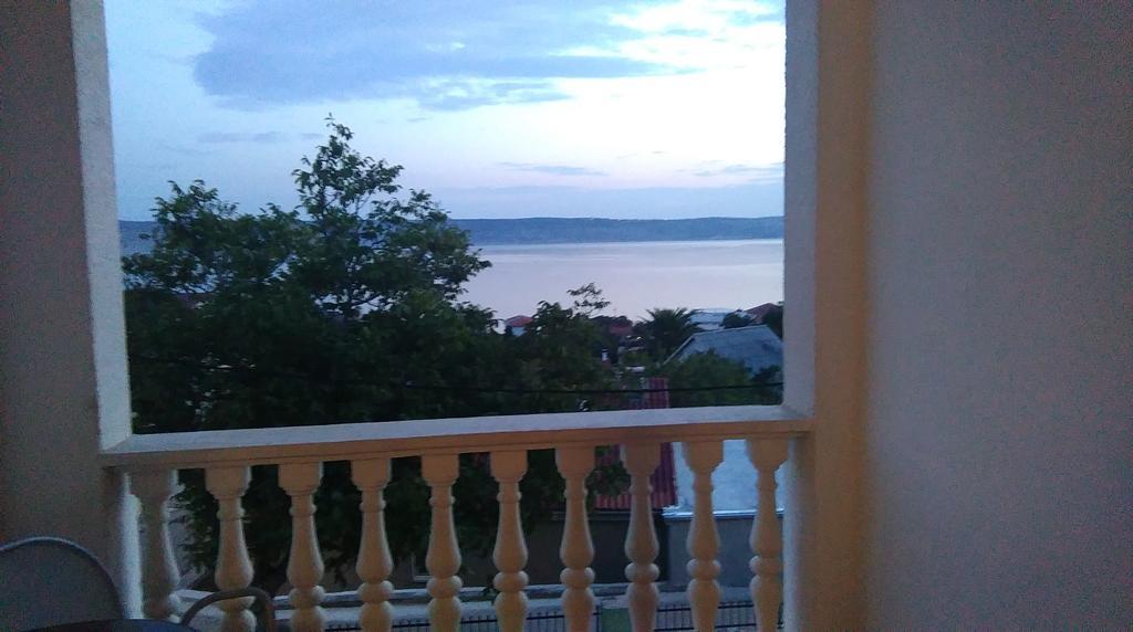 Apartments Veni Up Starigrad Paklenica Kamer foto
